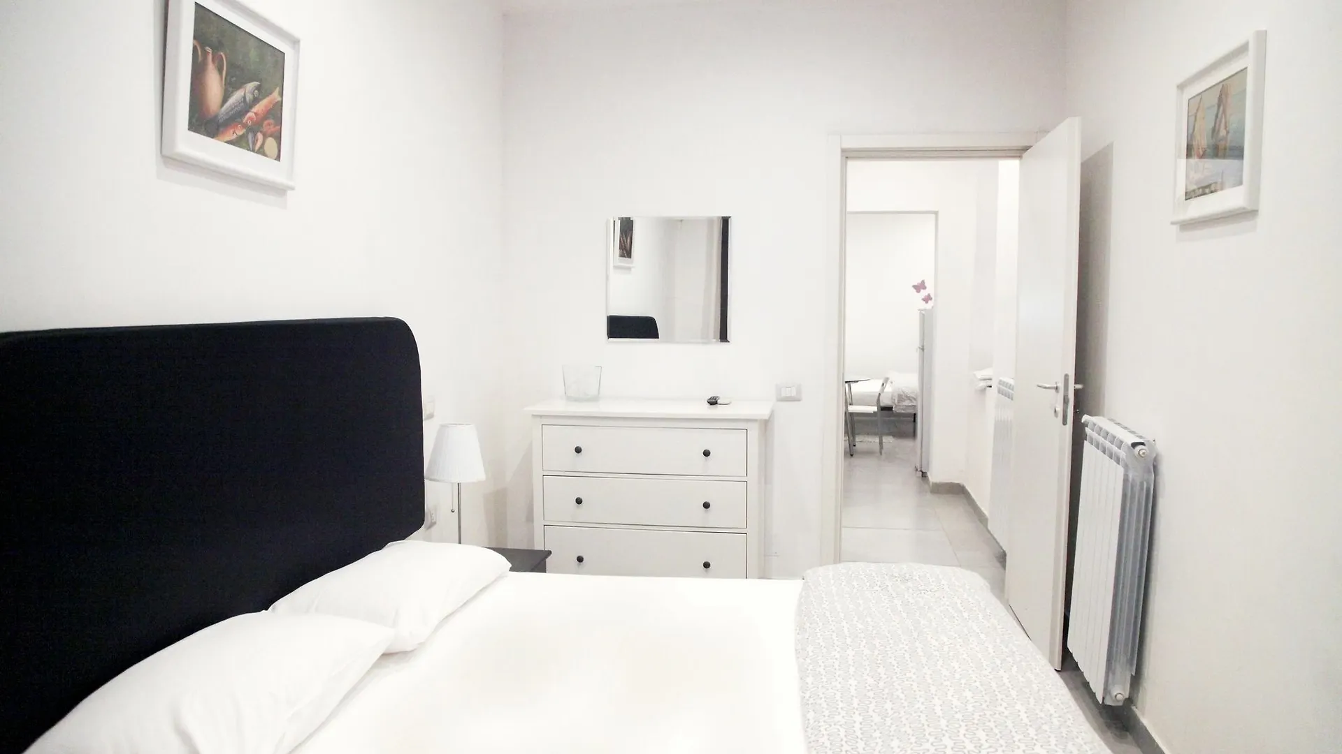 Sermoneta Apartments Naples
