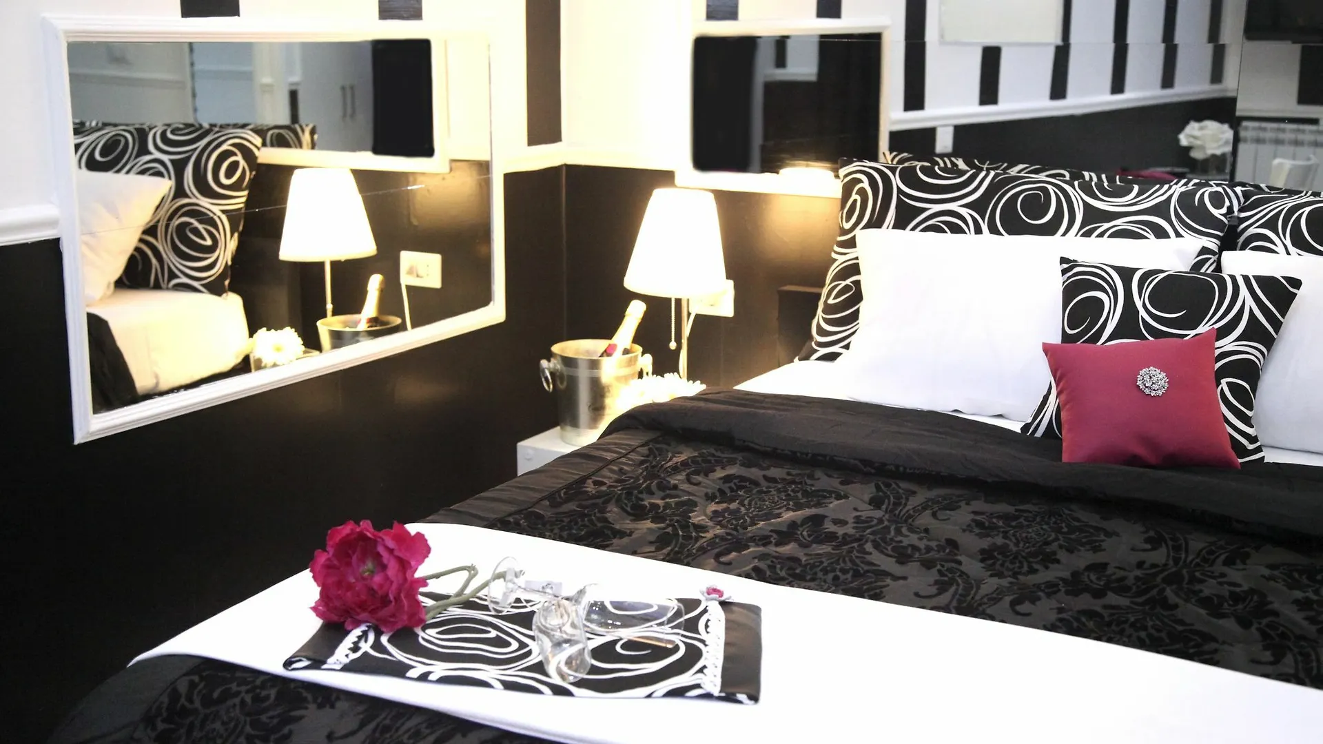 Sermoneta Apartments Naples