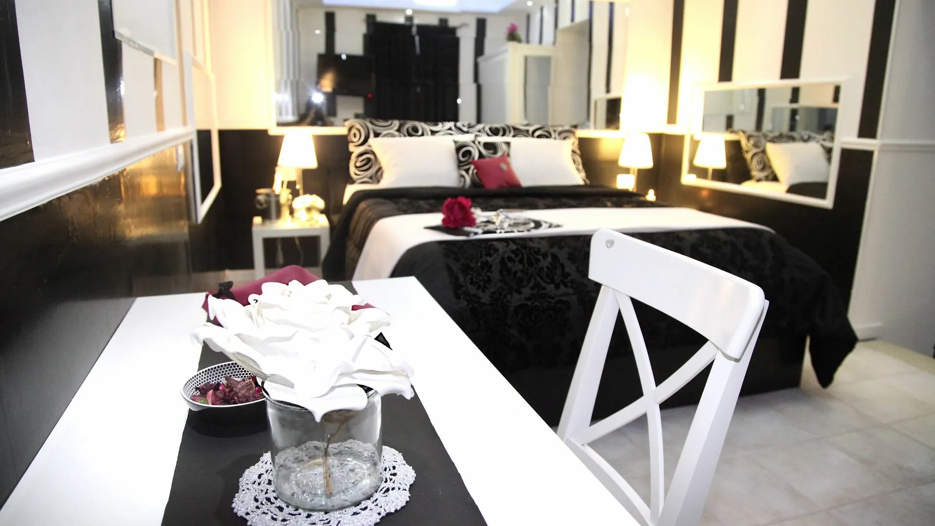 Sermoneta Apartments Naples